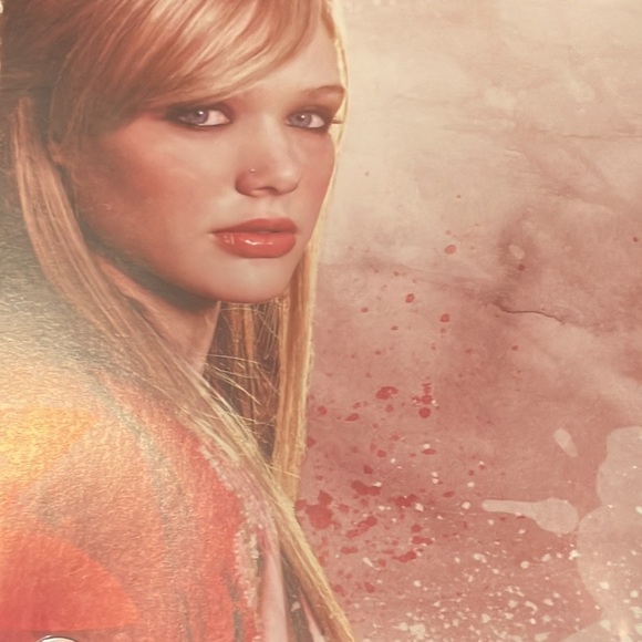 Used but in good condition but it has some scratches on it - Picture 2 of 5